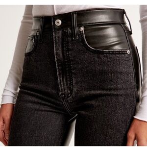 $140 Abercrombie Ultra High Rise Ankle Straight Jean size 24 / 00 Regular
